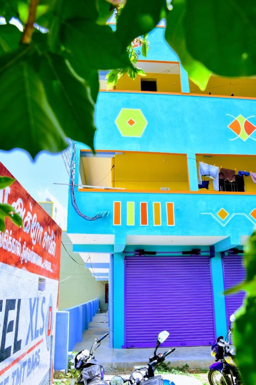 Apartamento Ramana Maharshi Gaestehaus Tiruvannāmalai Exterior foto